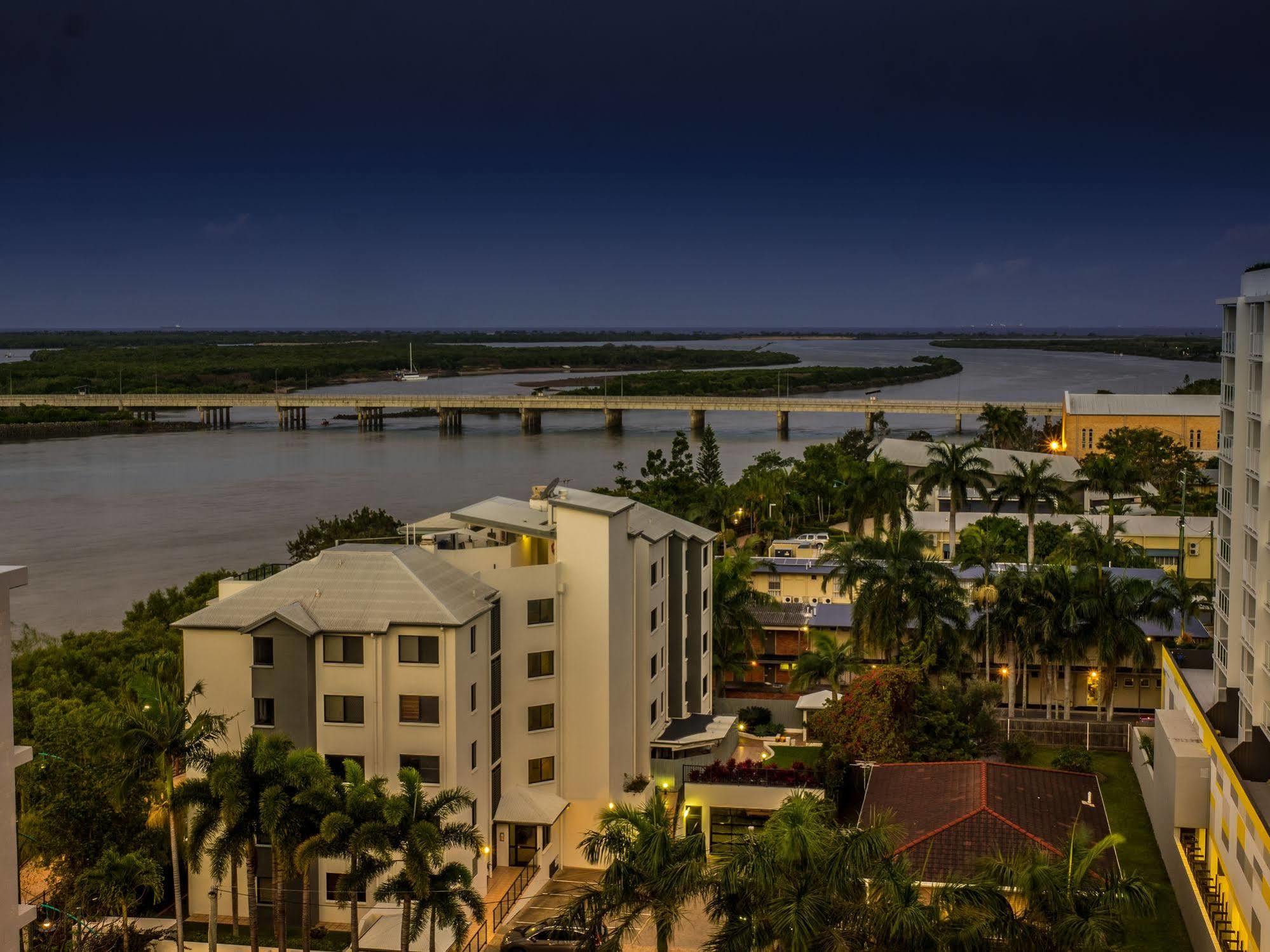 Lanai Riverside Apartments Mackay Eksteriør billede